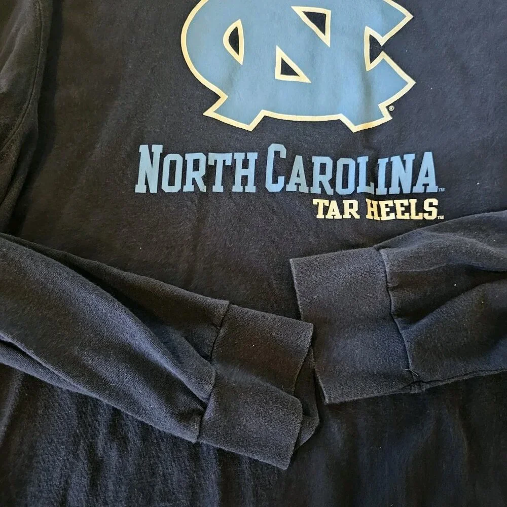 Y2K North Carolina Tar Heels Long Sleeve Shirt Sz XL Navy Blue Genuine Stuff VTG